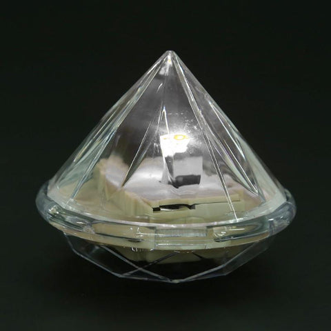 Elegant Diamond Lawn Lights